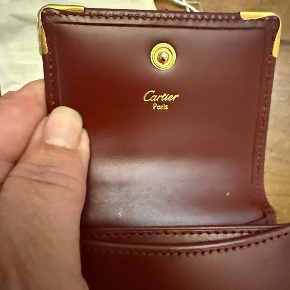 EUC Must de Cartier Women's Deep Red Leather coin pouch - Picture 10 of 12